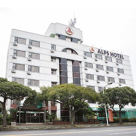 Alps Hotel Jeju Bagian luar foto