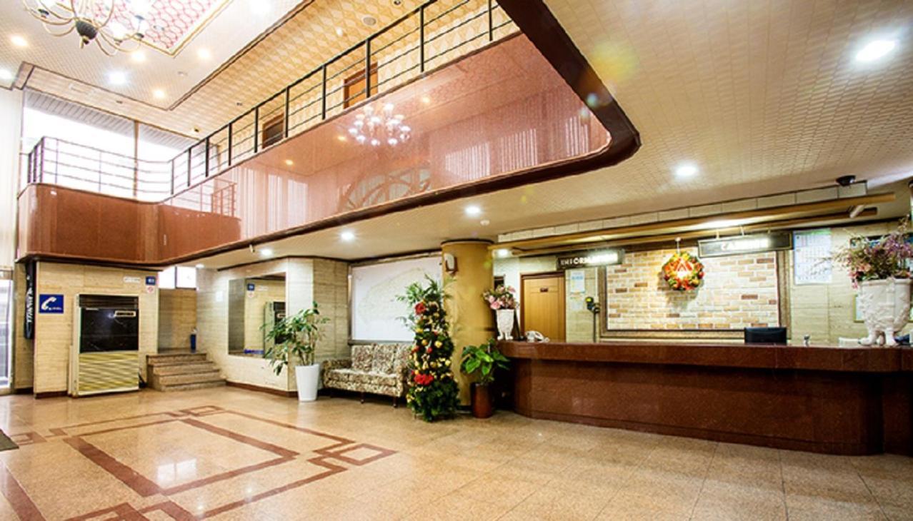 Alps Hotel Jeju Bagian luar foto